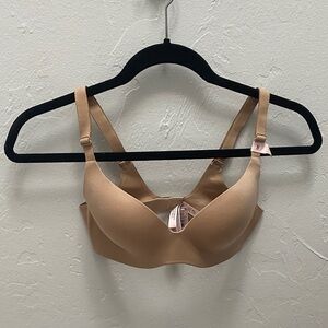 Seamless Nude T-Shirt Bra - Women's Intimates
